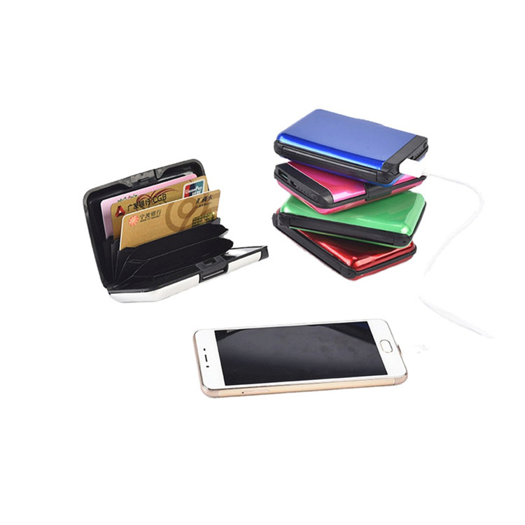 What Makes a Power Bank Wallet the Perfect Everyday Essential?