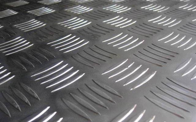 5083 1050 5052 6061 Chequered Aluminum Sheet for Floor and Construction Industry