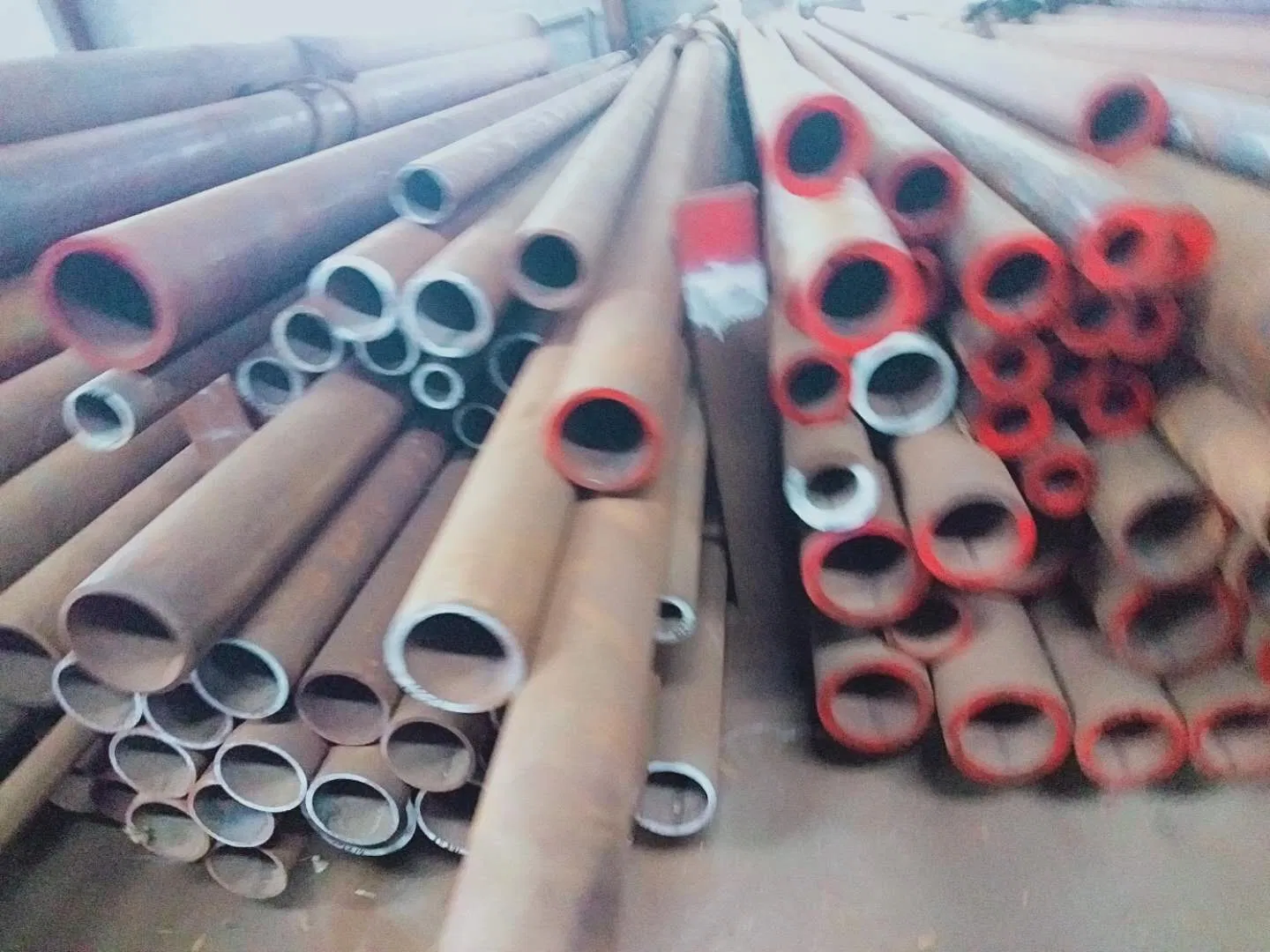 Black API 5L ASTM A106 A53 Seamless Steel Pipe for Petroleum Pipeline Industrial