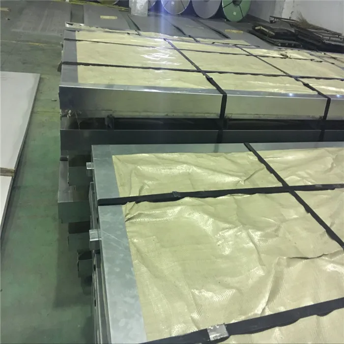 Factory Price 201 304 304L 316 316L 310S 430 317 347 Stainless Steel Sheet with Surface 2b Ba No. 4 Hl Checked Anti-Slip Tread