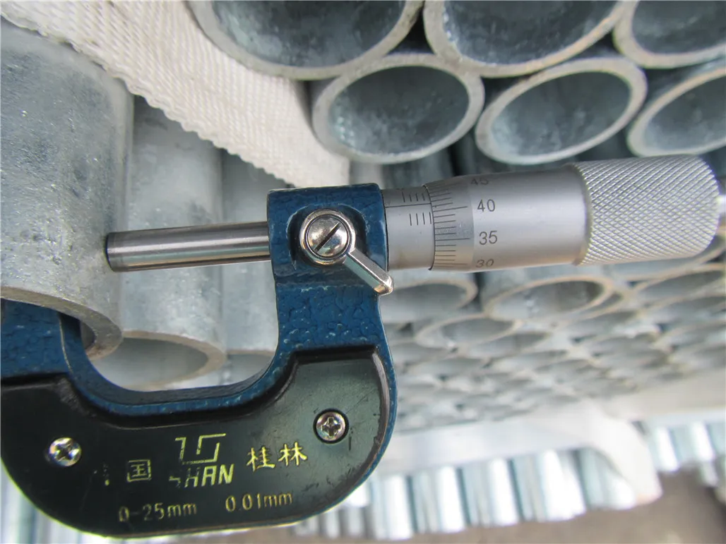 Hot Dipped Round Pre Galvanized Scaffolding Steel Pipes and Tubes
